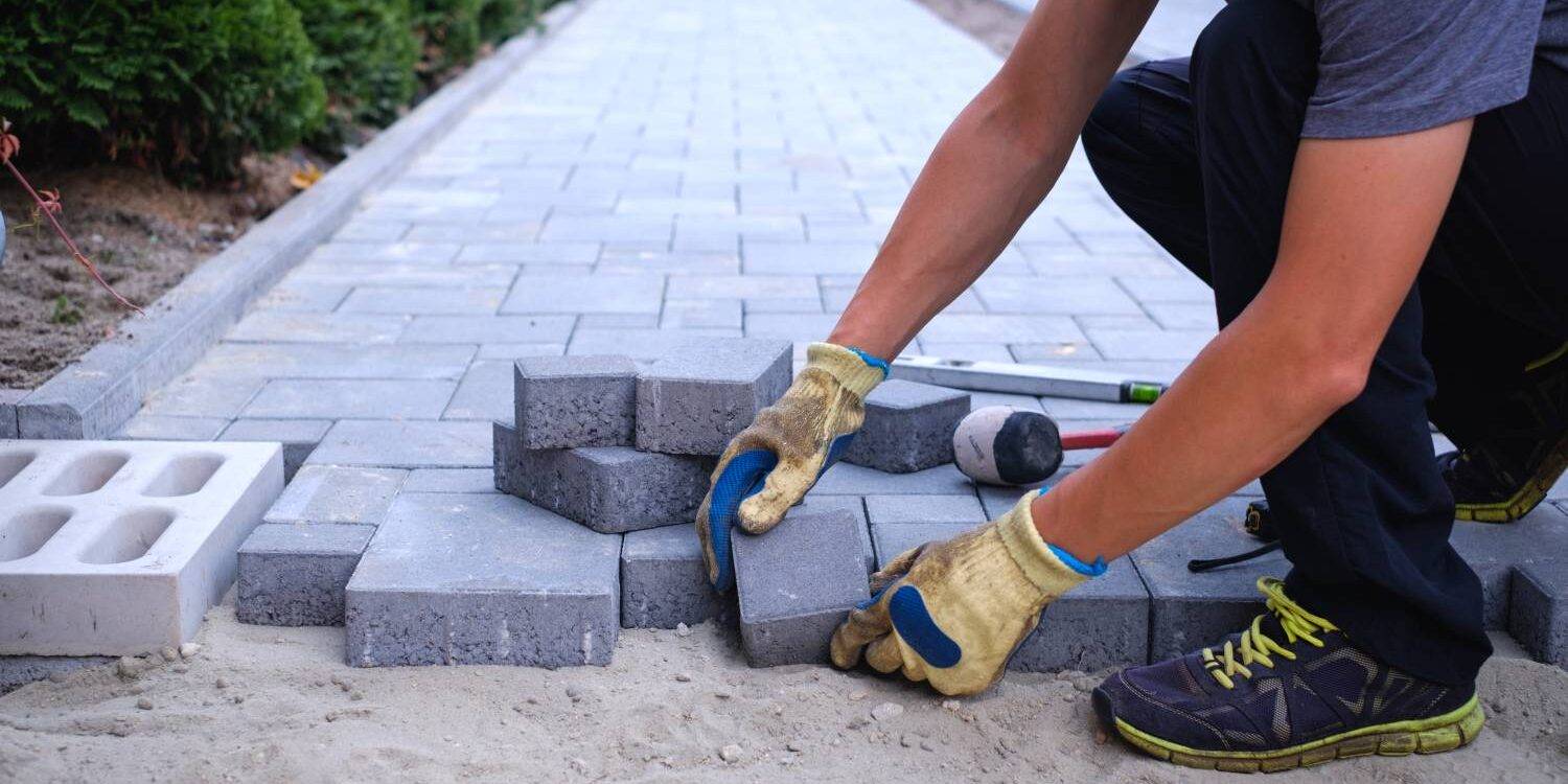 Quels sont les avantages écologiques de la pose de pavé ? Rixheim